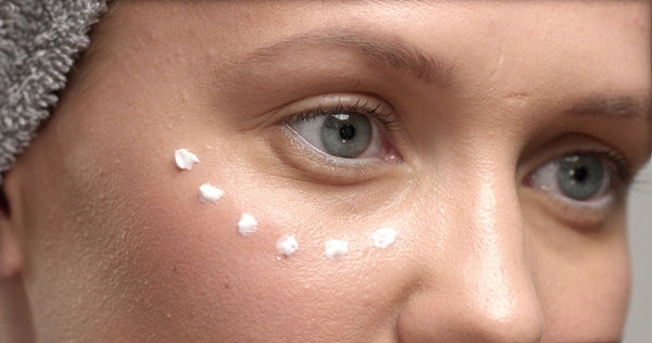 Best Ingredients To Look For In An Eye Cream