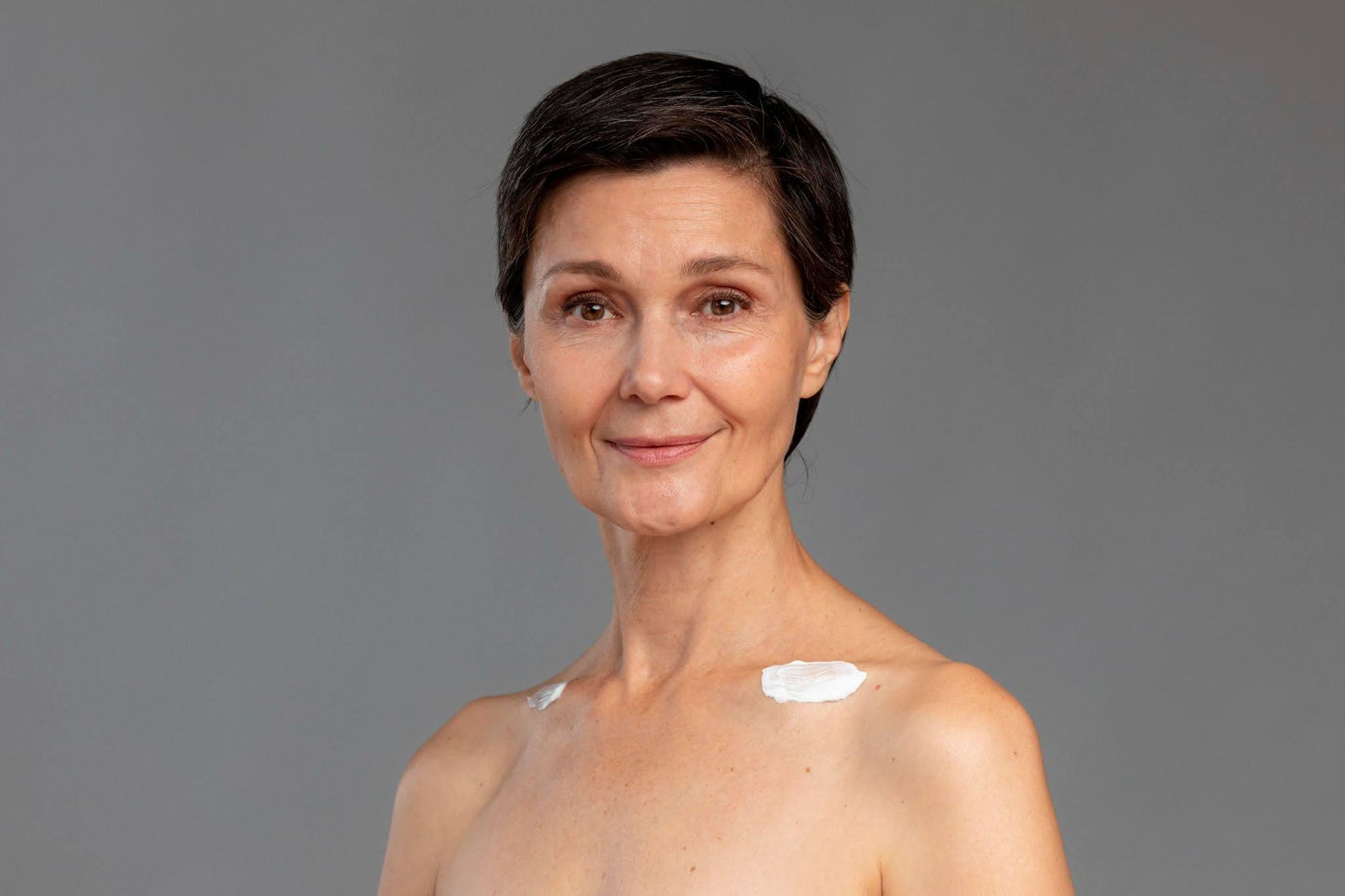 How Do Toners And Moisturizers Affect Aging Skin
